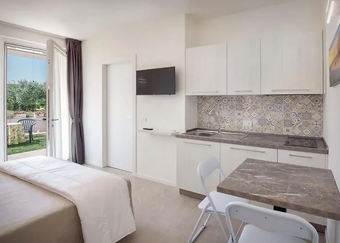 Aurora-holiday Apt3 *